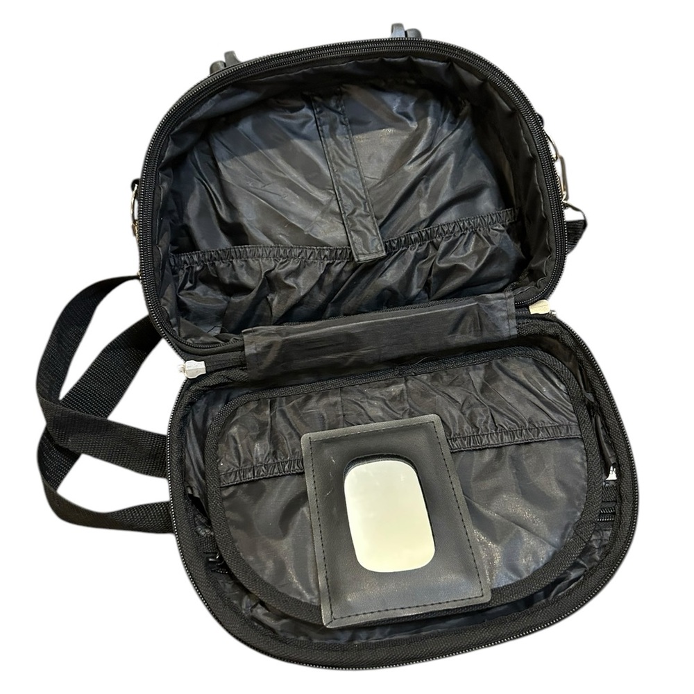 Dejuno Black and Gray Plaid travel toiletries/cosmetics/makeup bag - Picture 3 of 8